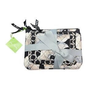 NWT Vera Bradley Cosmetic Trio
3-pc Travel Gift Set Soft Makeup
Zip Cases